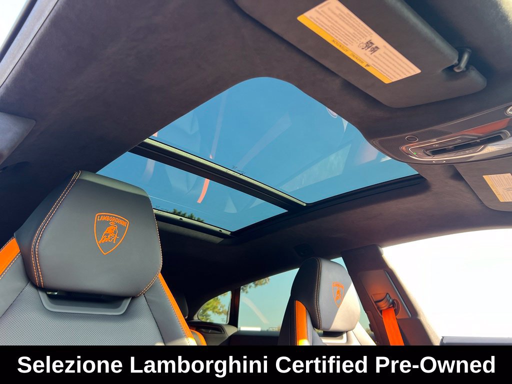 Used 2025 Lamborghini Urus SE AWD/4WD image 41