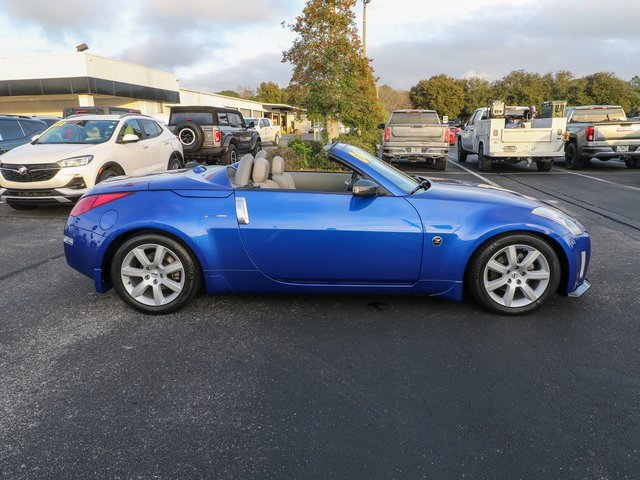 Used 2004 Nissan 350Z Touring image 11