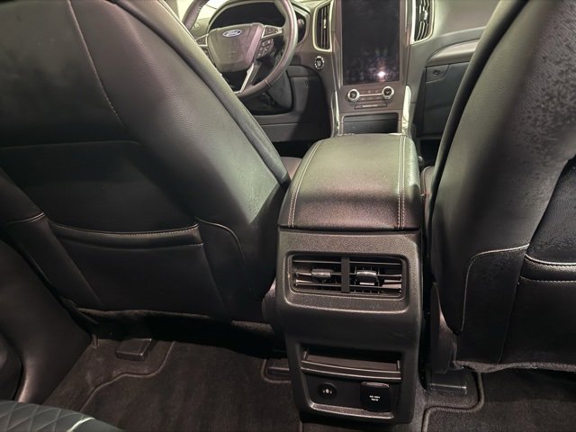 Used 2024 Ford Edge Titanium image 42