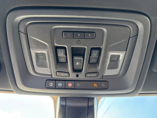 Used 2020 Chevrolet Silverado 1500 High Country AWD/4WD image 13