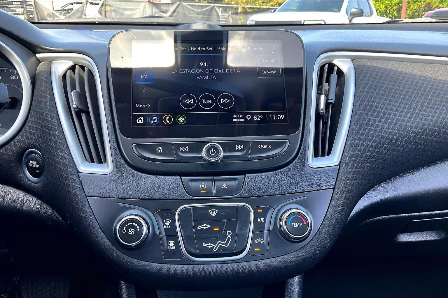 Used 2022 Chevrolet Malibu LS FWD image 34