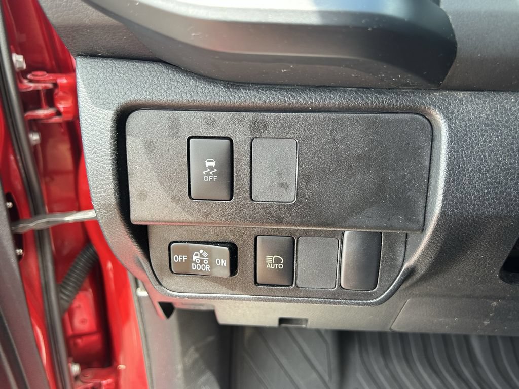 Used 2020 Toyota Tacoma SR w/ SR Convenience Package RWD image 28