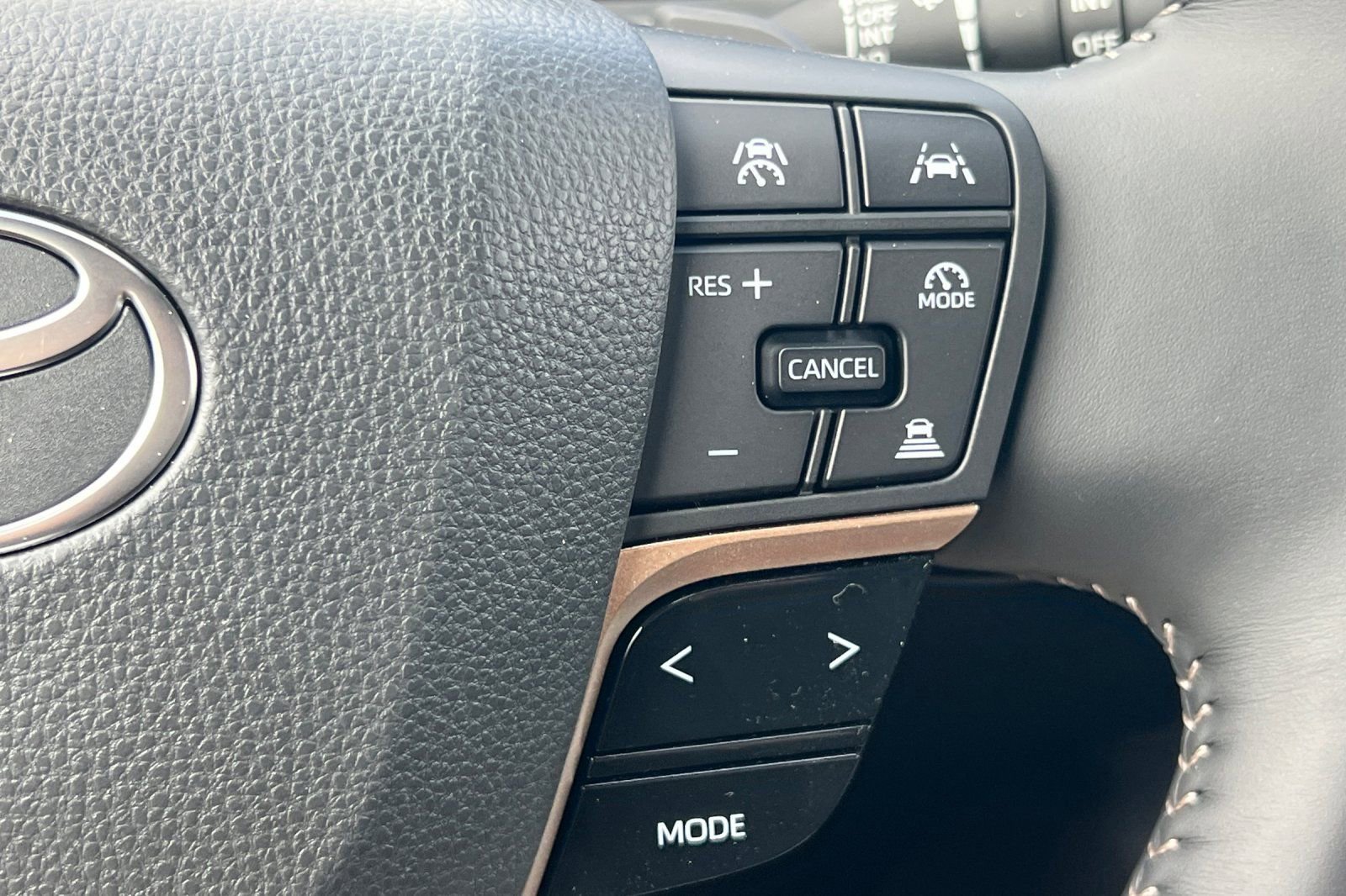 New 2026 Toyota Crown Signia image 28