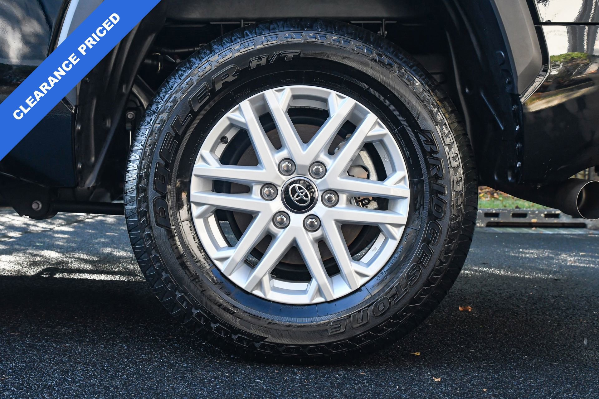 Used 2025 Toyota Tundra SR5 image 31