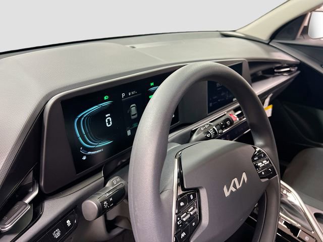 New 2026 Kia Niro LX image 9