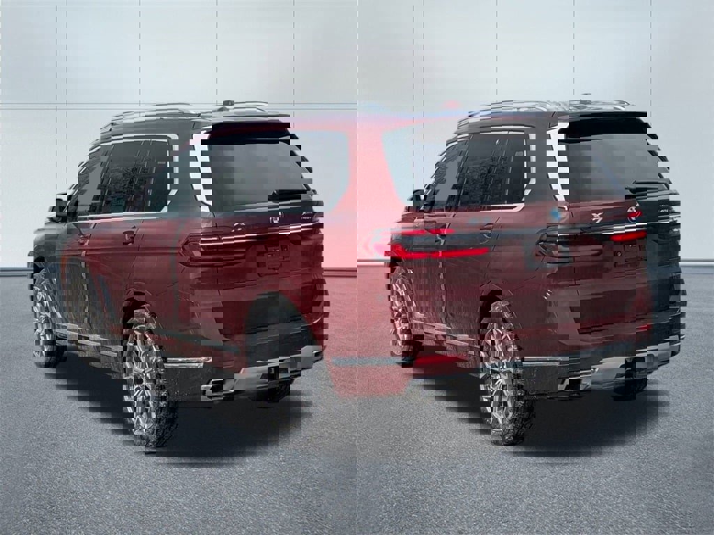 New 2025 BMW X7 xDrive40i w/ Premium Package image 4