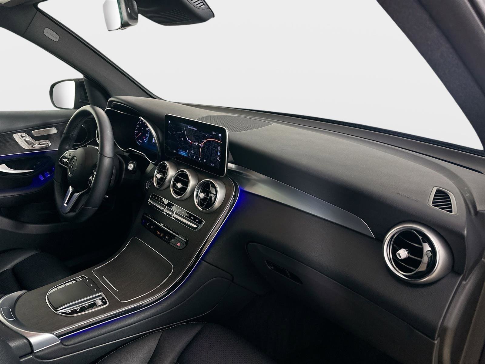 Certified 2022 Mercedes-Benz GLC 300 4MATIC image 37