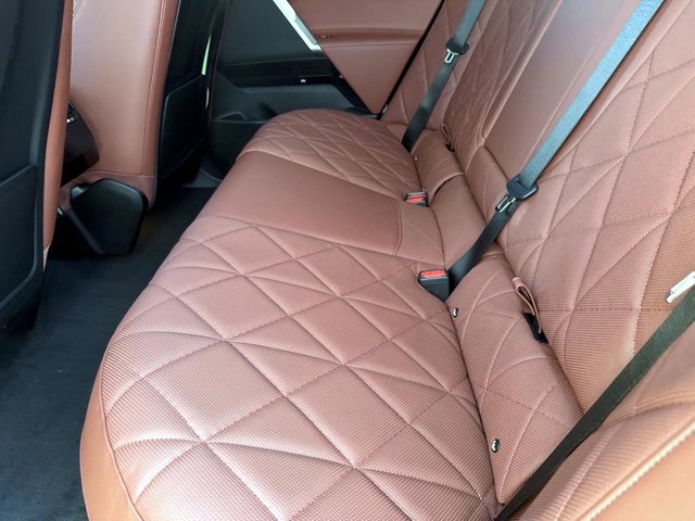 New 2026 BMW iX xDrive45 w/ M Sport Package image 14