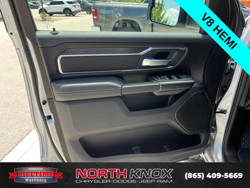 New 2026 RAM 1500 Big Horn AWD/4WD image 5