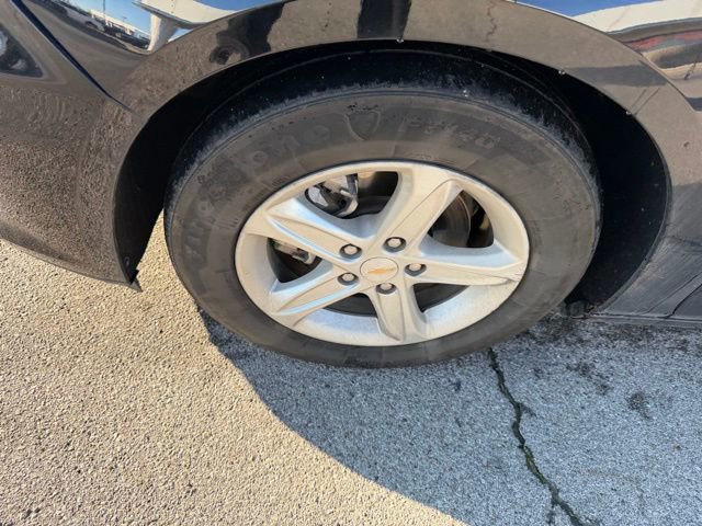 Used 2024 Chevrolet Malibu LS image 11