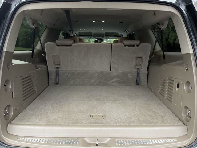 Used 2017 Chevrolet Suburban LT AWD/4WD image 25