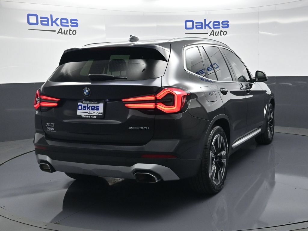 Used 2022 BMW X3 xDrive30i AWD/4WD image 7