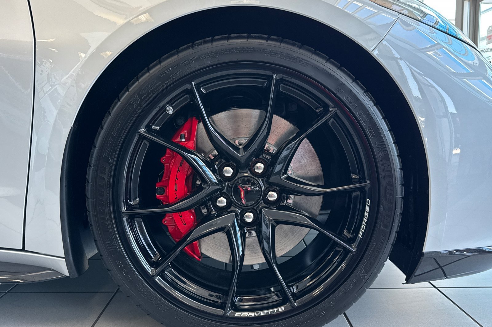 New 2027 Chevrolet Corvette Grand Sport w/ Z52 Sport Performance Package RWD image 26