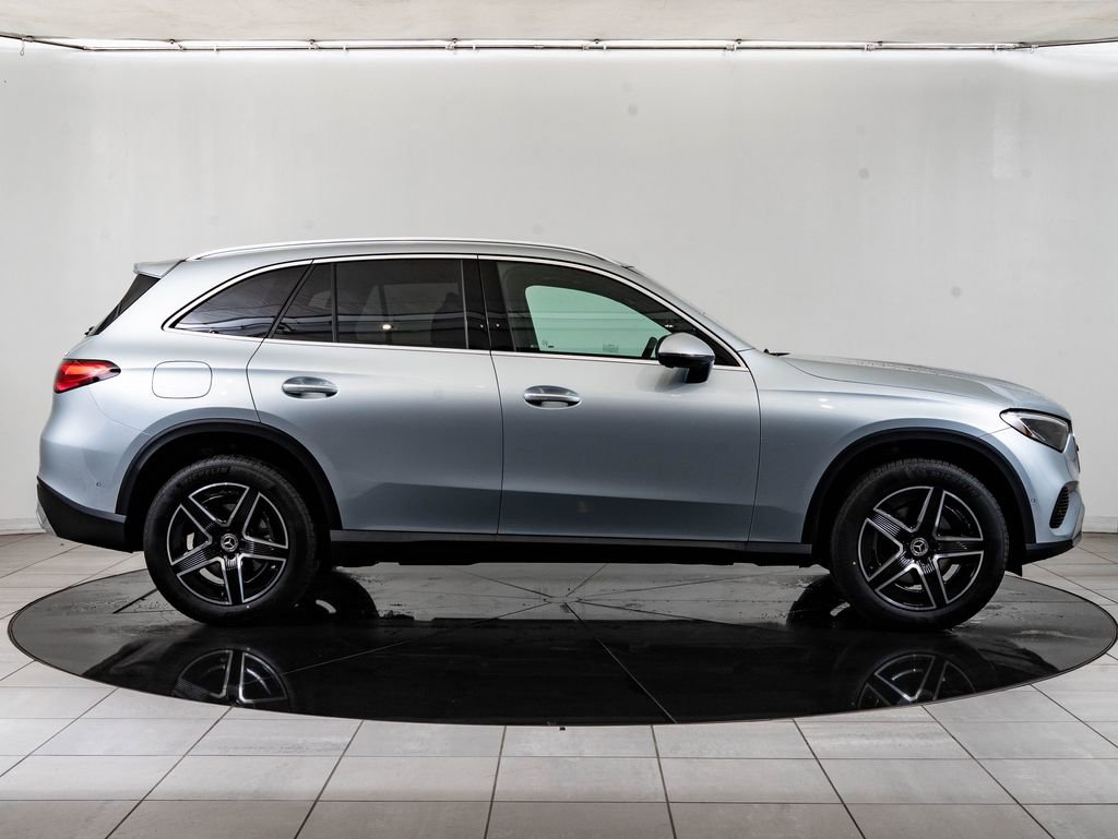 New 2026 Mercedes-Benz GLC 300 4MATIC image 11