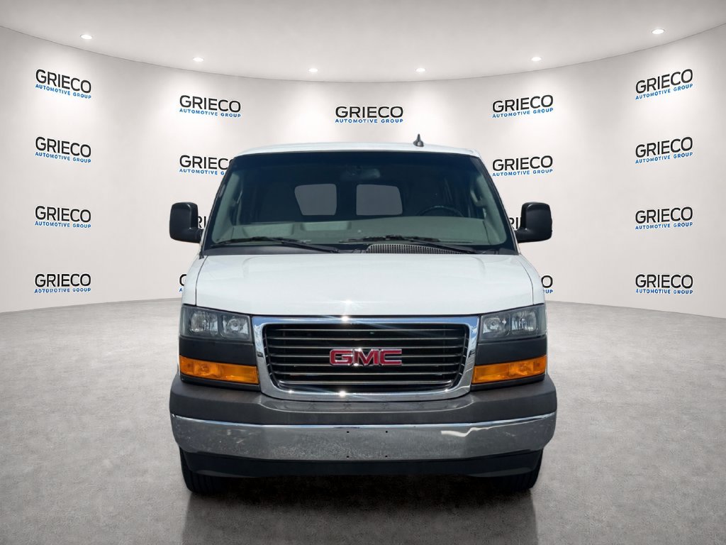 Used 2023 GMC Savana 3500 LS w/ Chrome Appearance Package RWD image 2