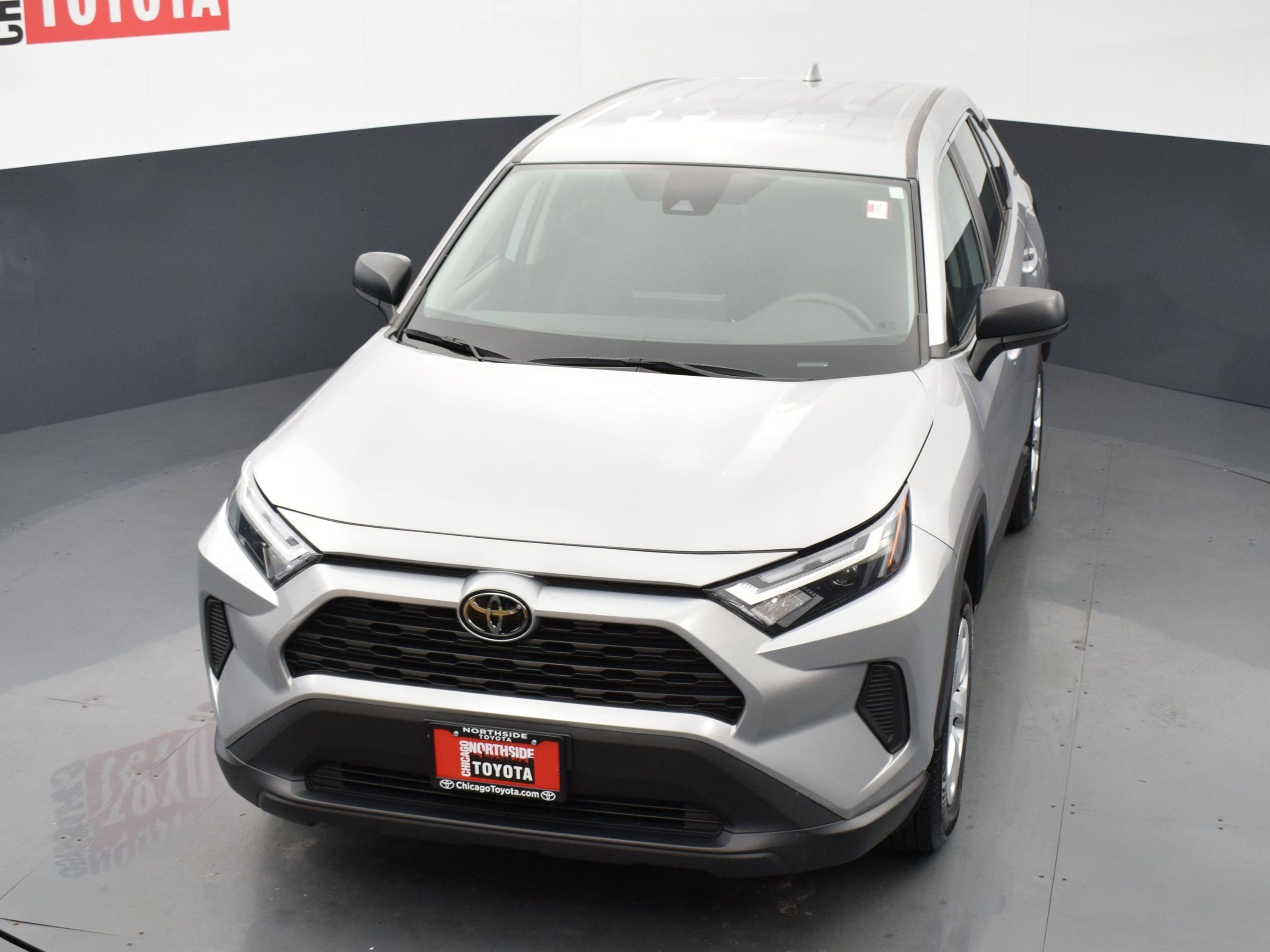Used 2024 Toyota RAV4 LE AWD/4WD image 22