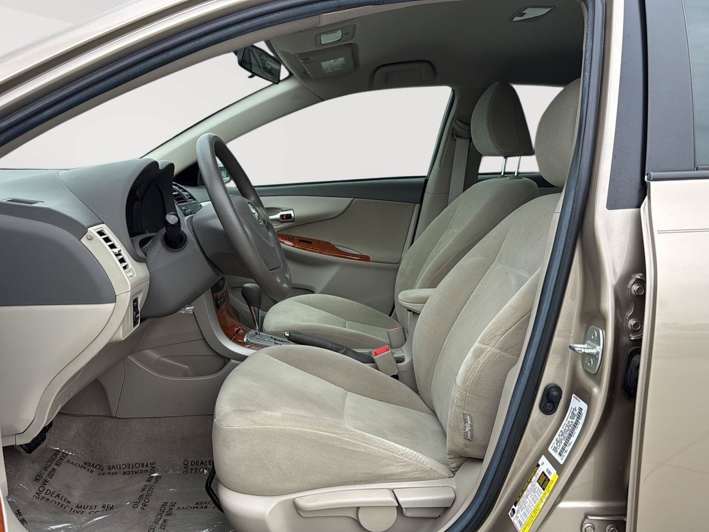 Used 2009 Toyota Corolla FWD image 11