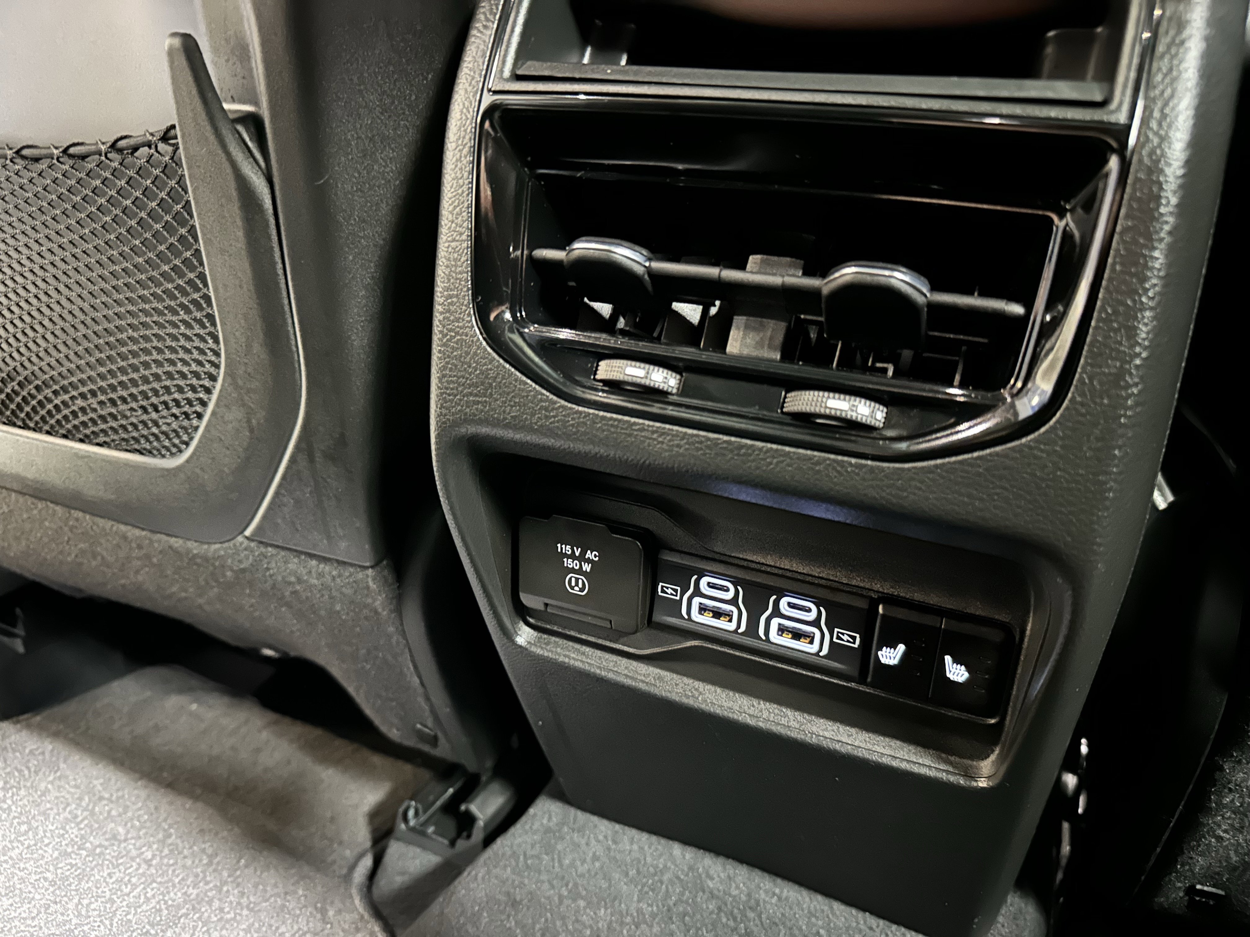 Used 2023 Jeep Grand Cherokee Limited image 20