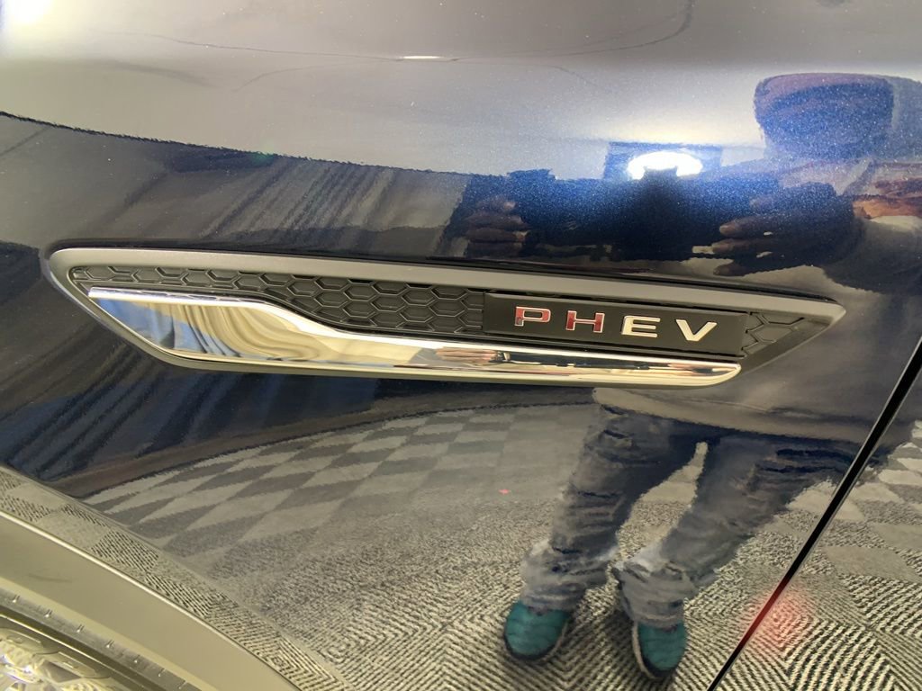 New 2025 MAZDA CX-90 Plug-In Hybrid w/ Preferred image 11