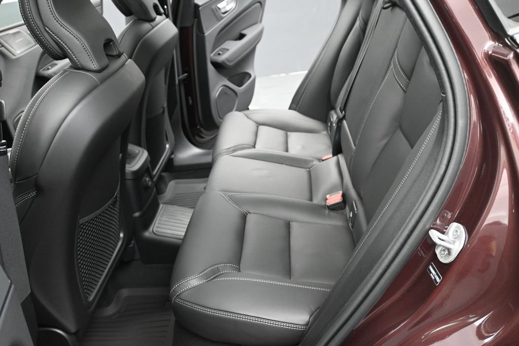 New 2026 Volvo XC60 T8 Ultra w/ Climate Package AWD/4WD image 13