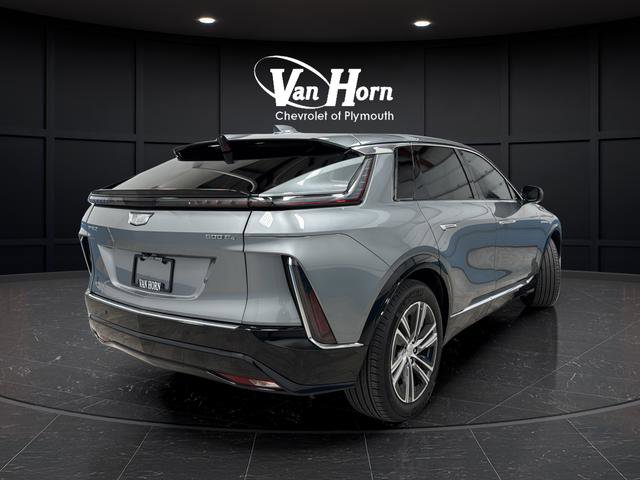 Used 2024 Cadillac Lyriq Luxury image 3