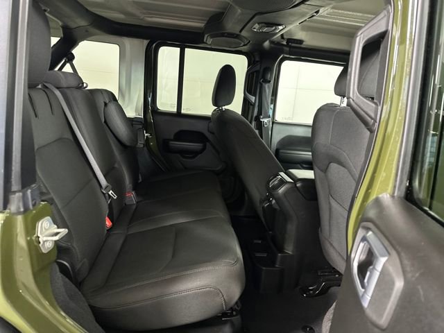 Used 2023 Jeep Wrangler Unlimited w/ Cold Weather Group image 27