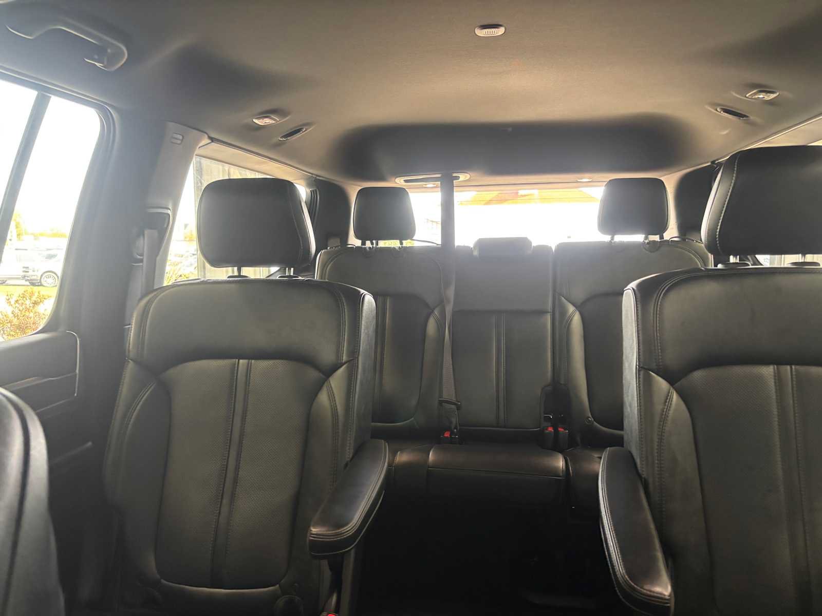Certified 2025 Jeep Wagoneer Series II AWD/4WD image 16