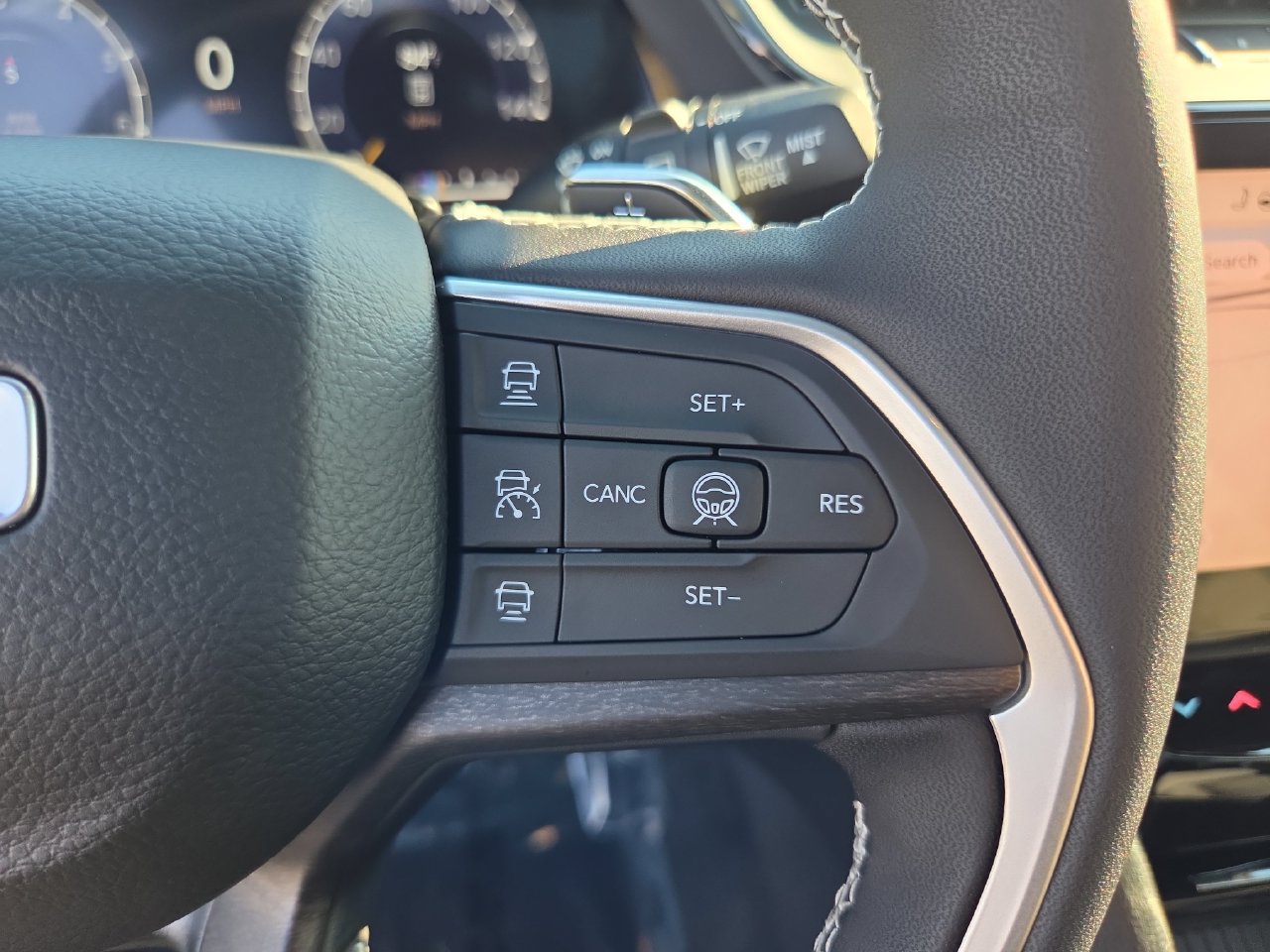 New 2027 Jeep Grand Cherokee Limited AWD/4WD image 14