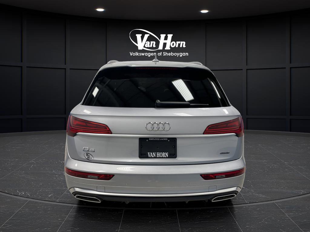 Used 2024 Audi Q5 e Premium Plus w/ Premium Plus Package image 14