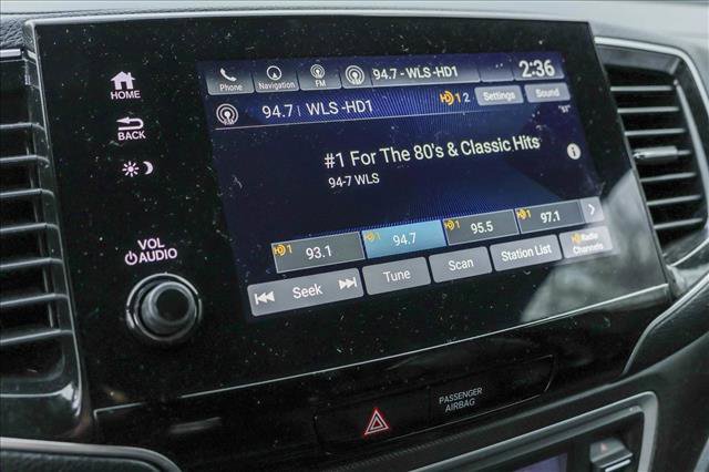 Certified 2025 Honda Passport TrailSport image 18