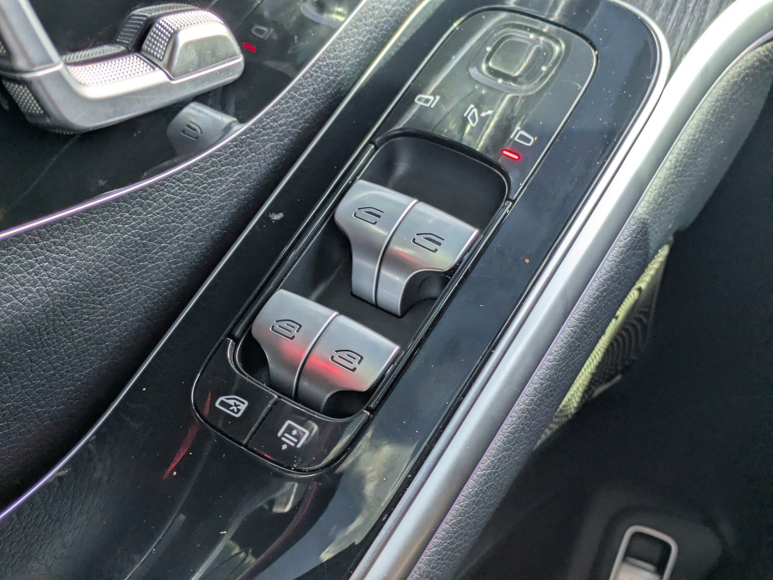 Used 2023 Mercedes-Benz S 500 4MATIC image 30