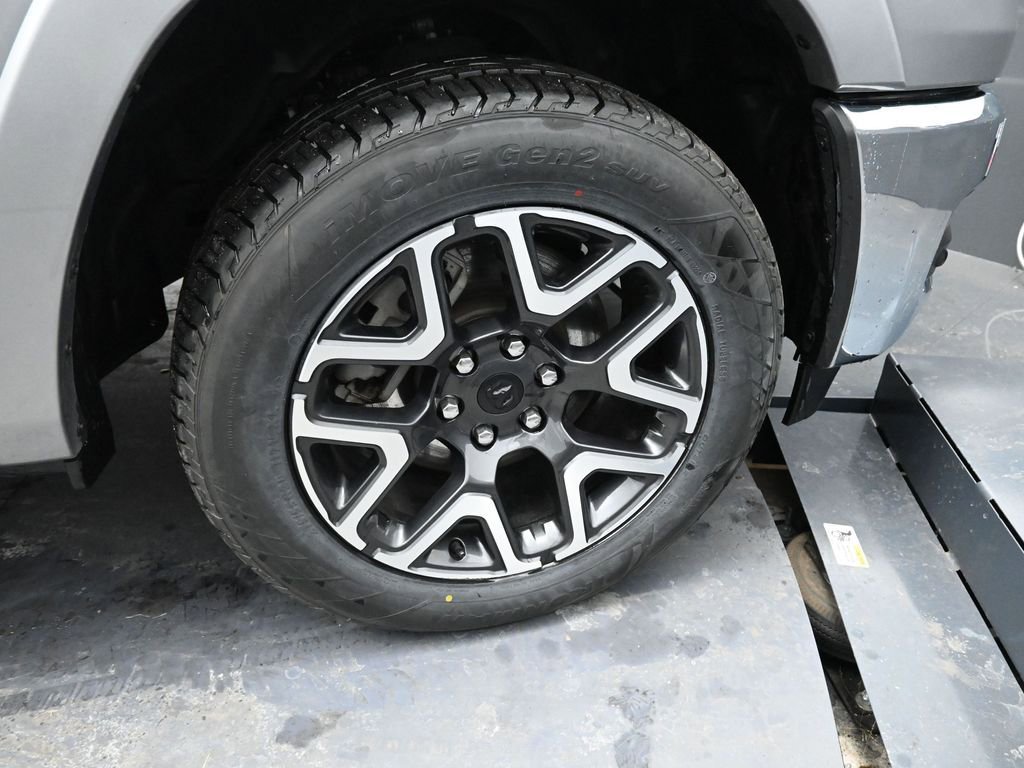 Used 2025 RAM 1500 Laramie image 18