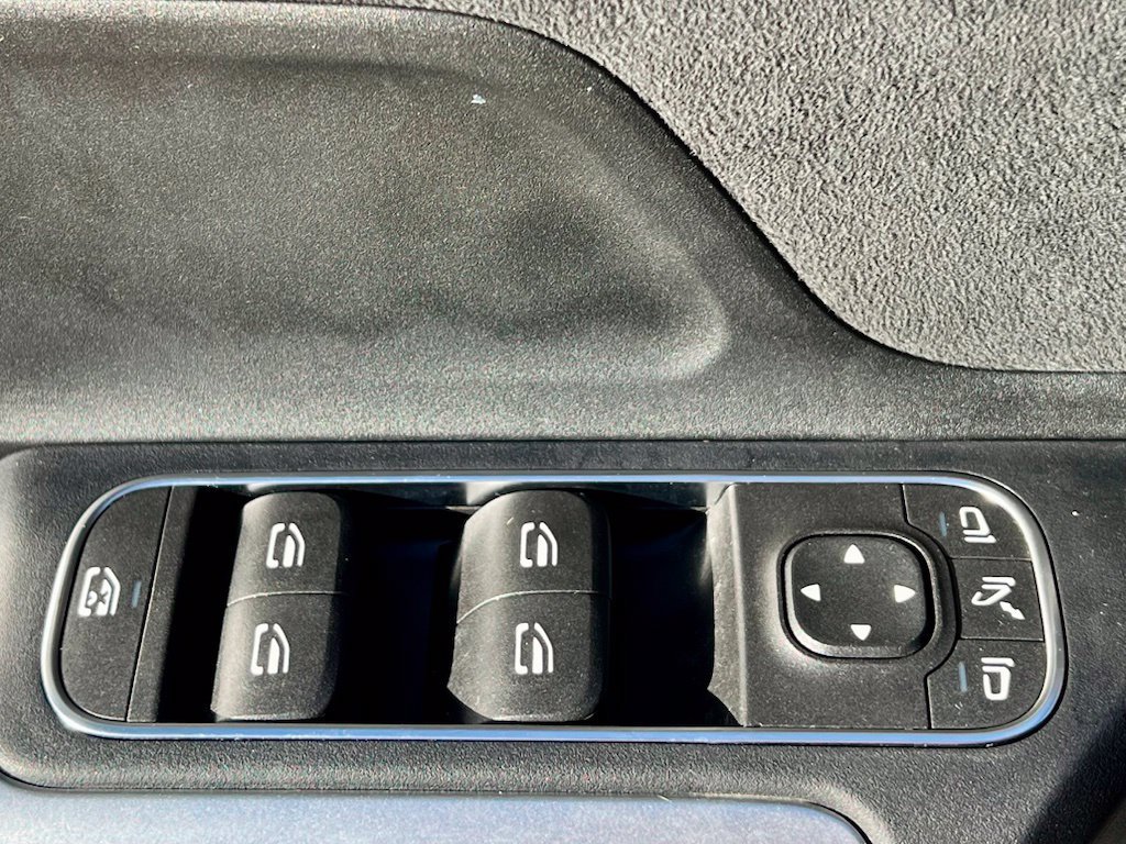 Certified 2023 Mercedes-Benz GLA 250 4MATIC image 39