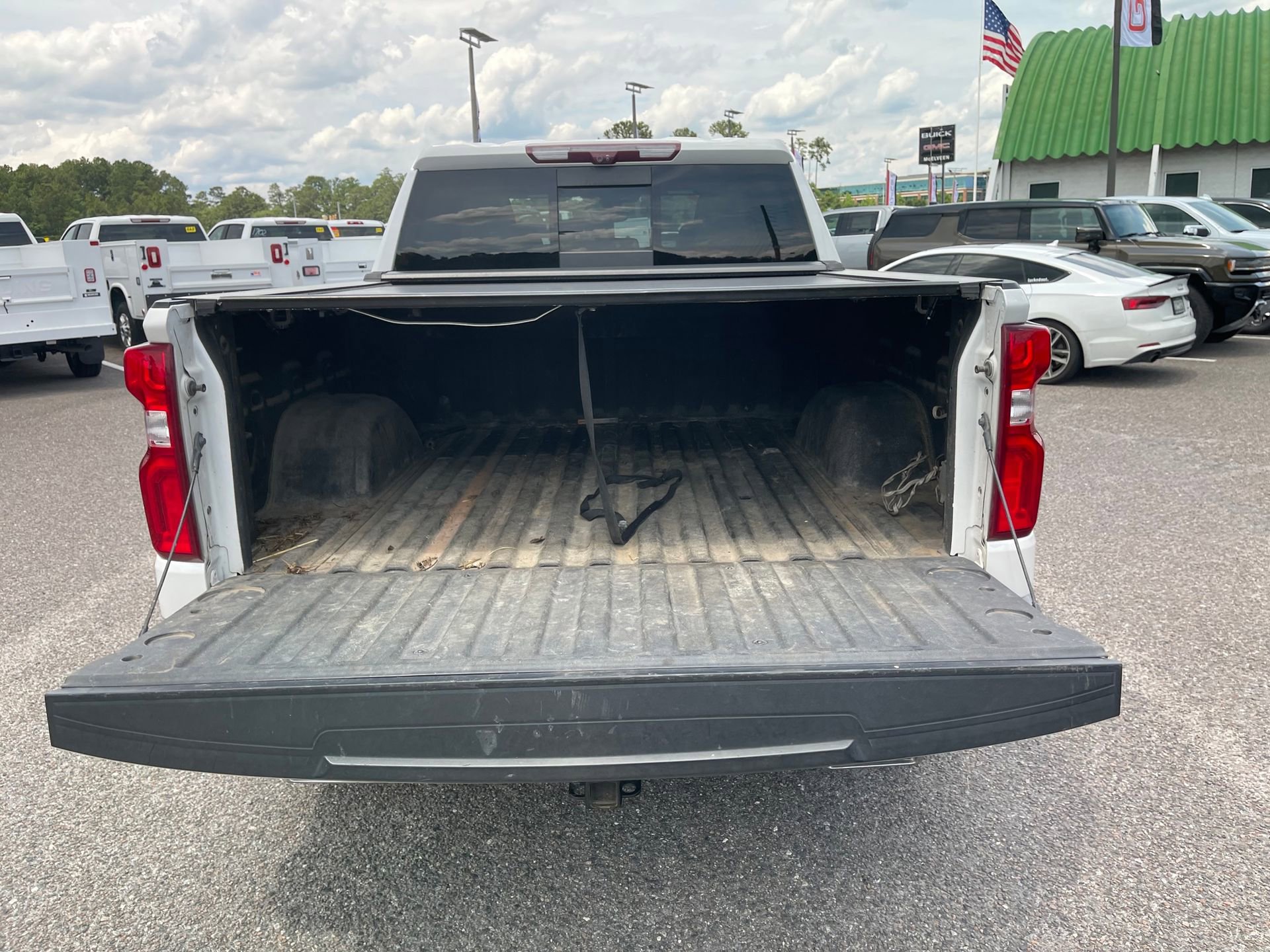 Used 2021 Chevrolet Silverado 1500 LTZ w/ LTZ Premium Package AWD/4WD image 23