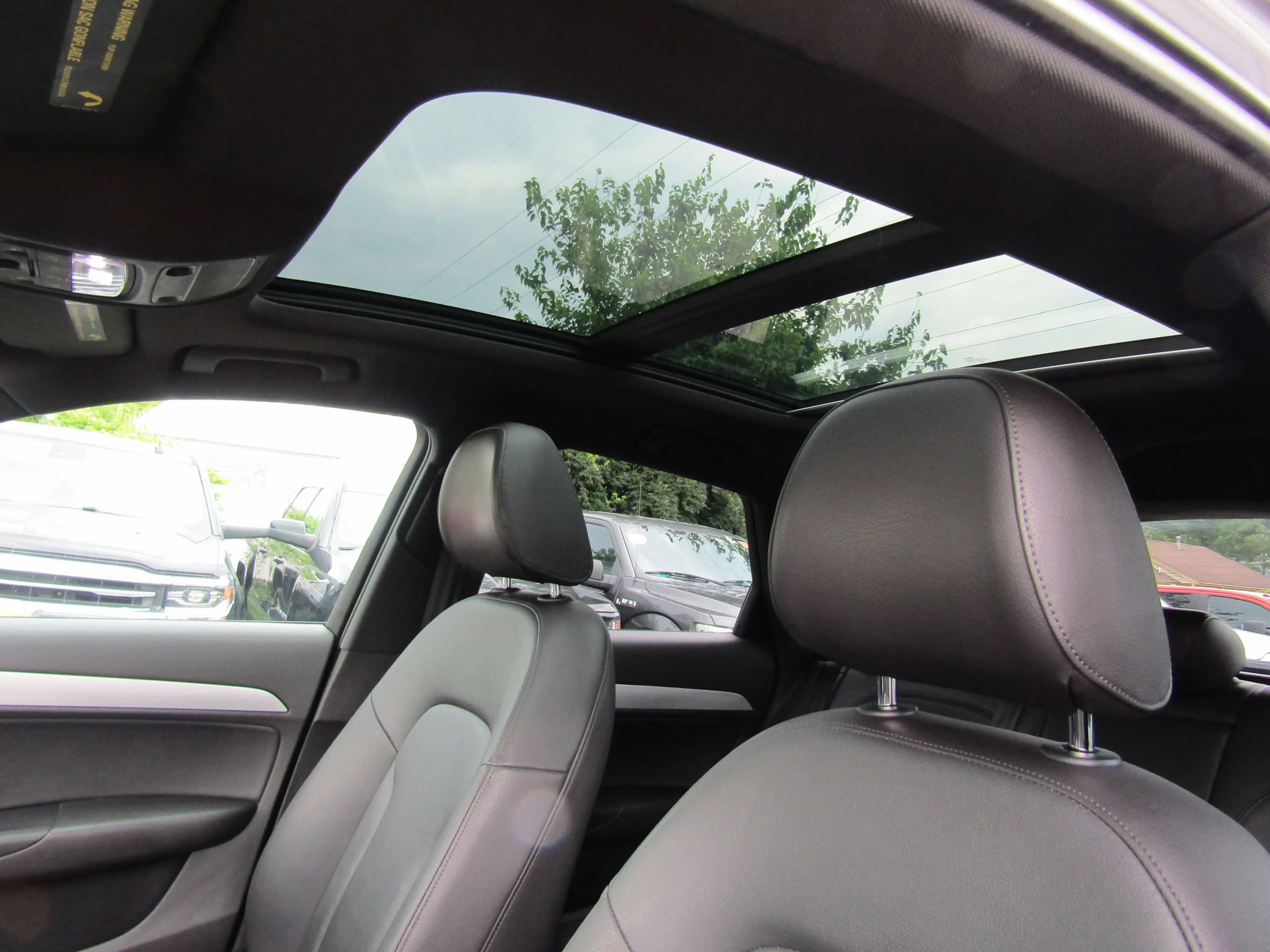 Used 2015 Audi Q3 2.0T Premium Plus image 16