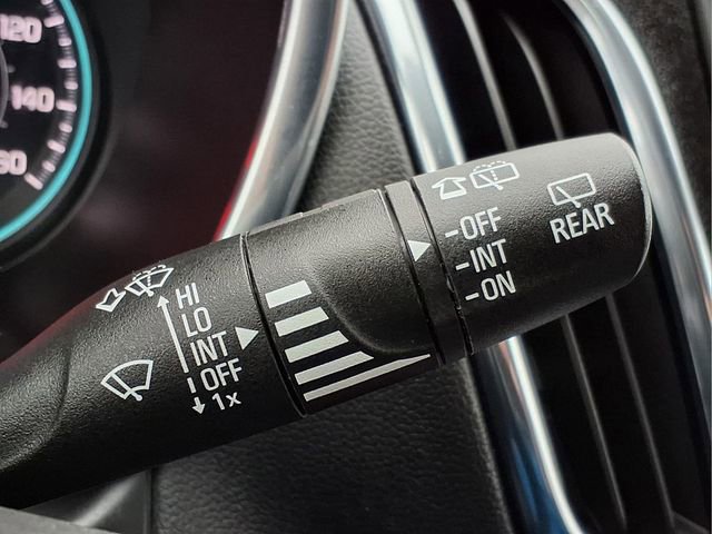 Used 2023 Chevrolet Equinox LT FWD image 28