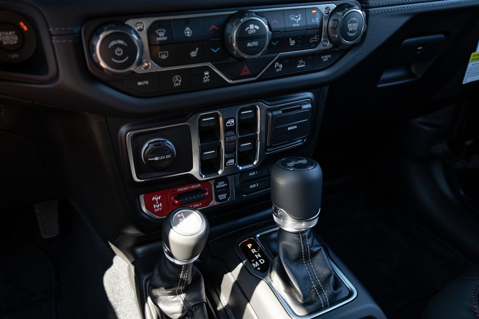 New 2027 Jeep Wrangler Unlimited Rubicon AWD/4WD image 47