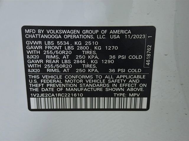 Used 2024 Volkswagen Atlas Cross Sport SE image 32