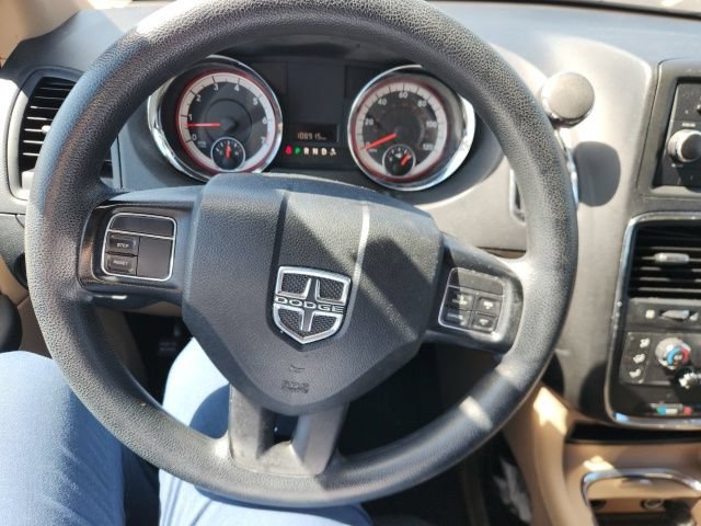 Used 2016 Dodge Grand Caravan SXT FWD image 10