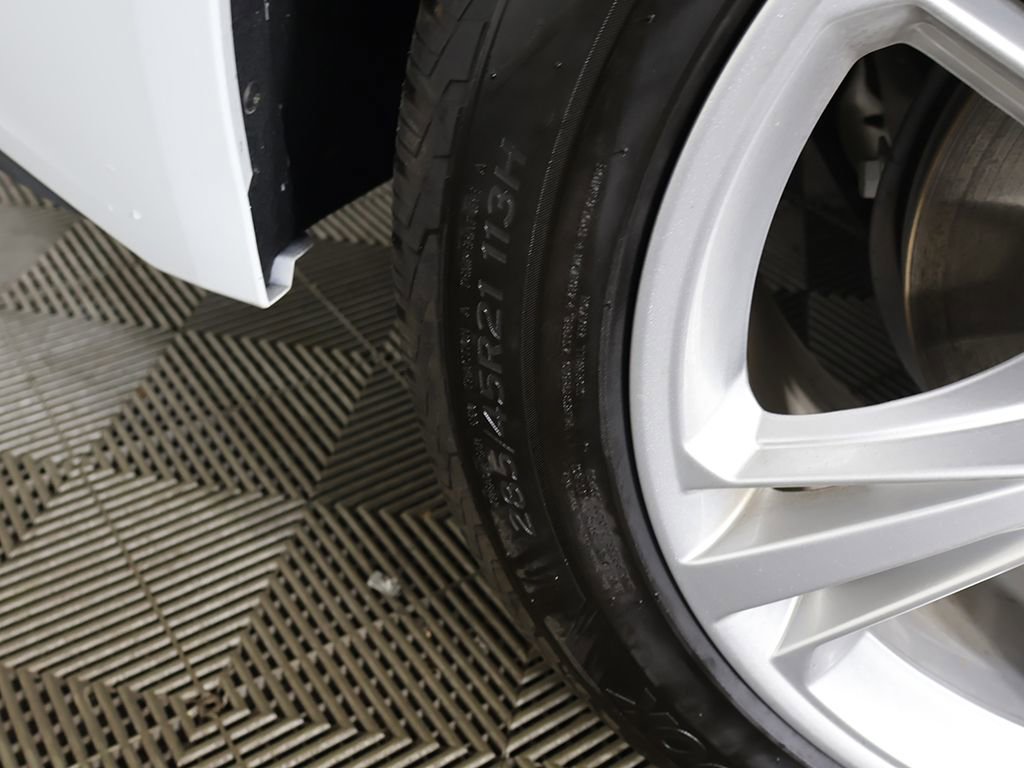 Used 2023 Audi Q8 Premium Plus image 23