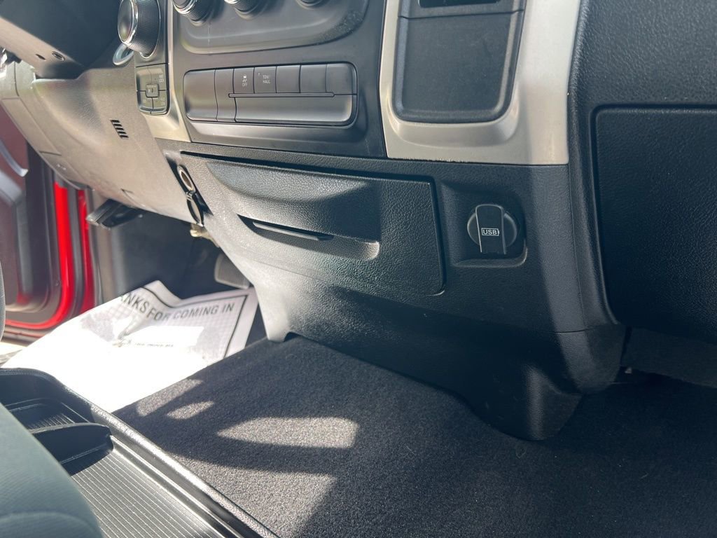 Used 2020 RAM 1500 Classic SLT image 45