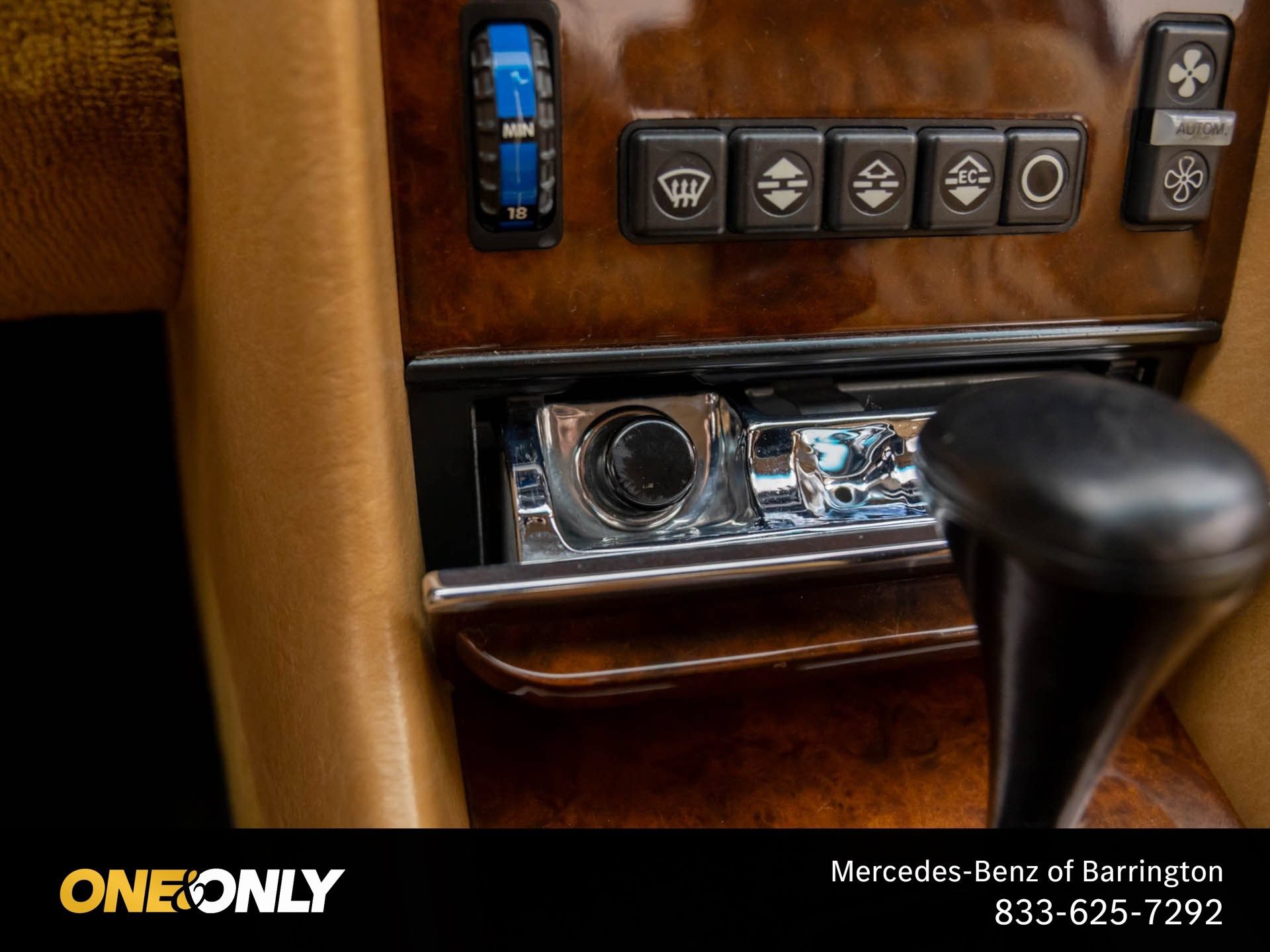 Used 1987 Mercedes-Benz 560 SL image 25