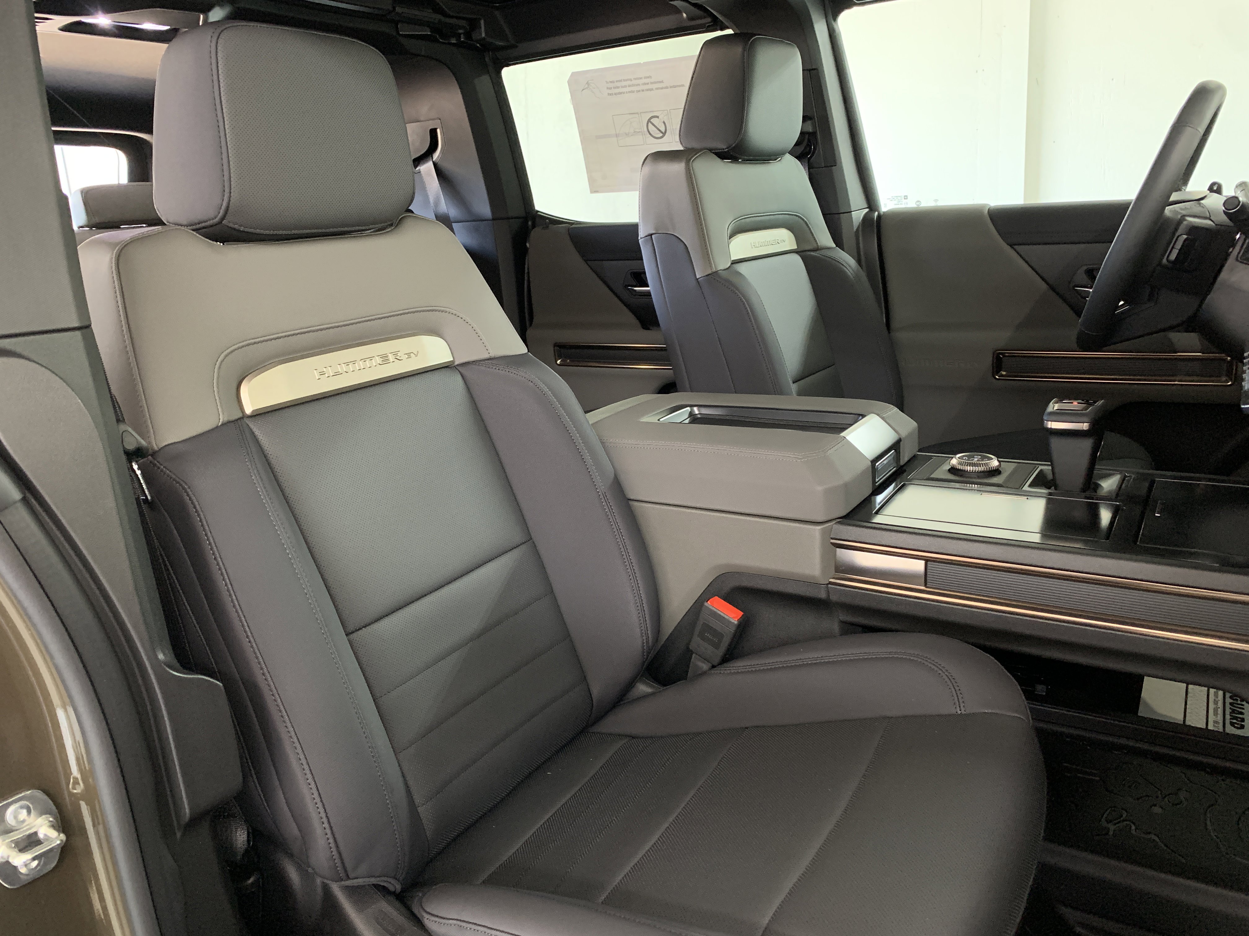 New 2025 GMC Hummer EV 2X image 36