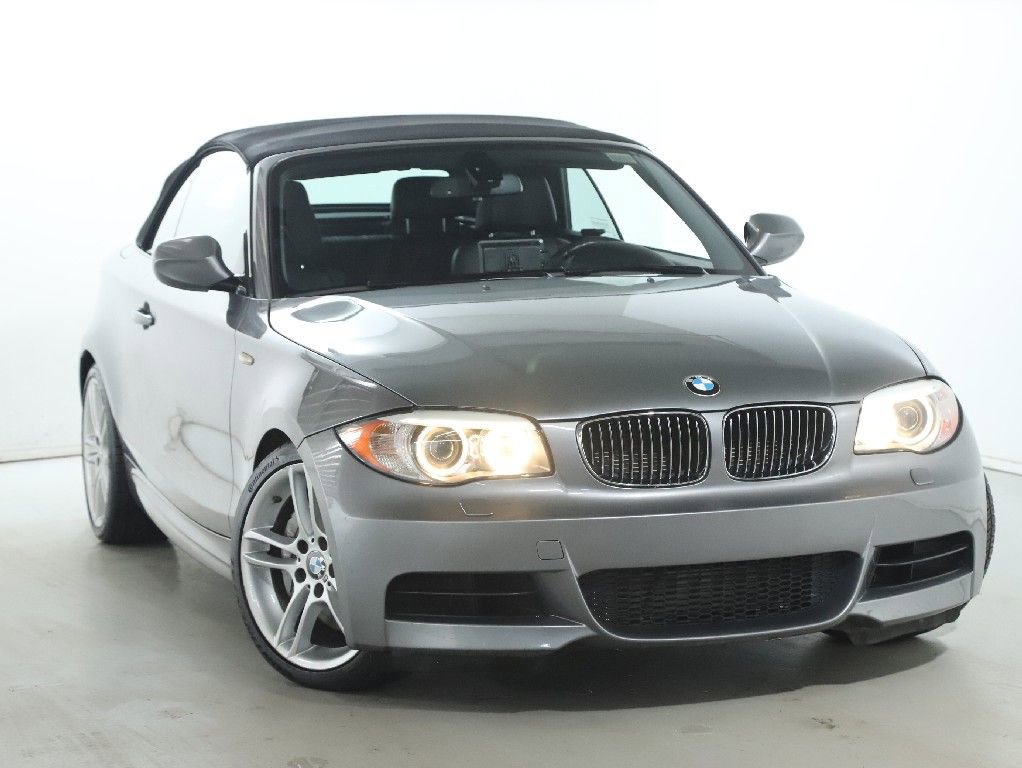Used 2013 BMW 135i Convertible image 2