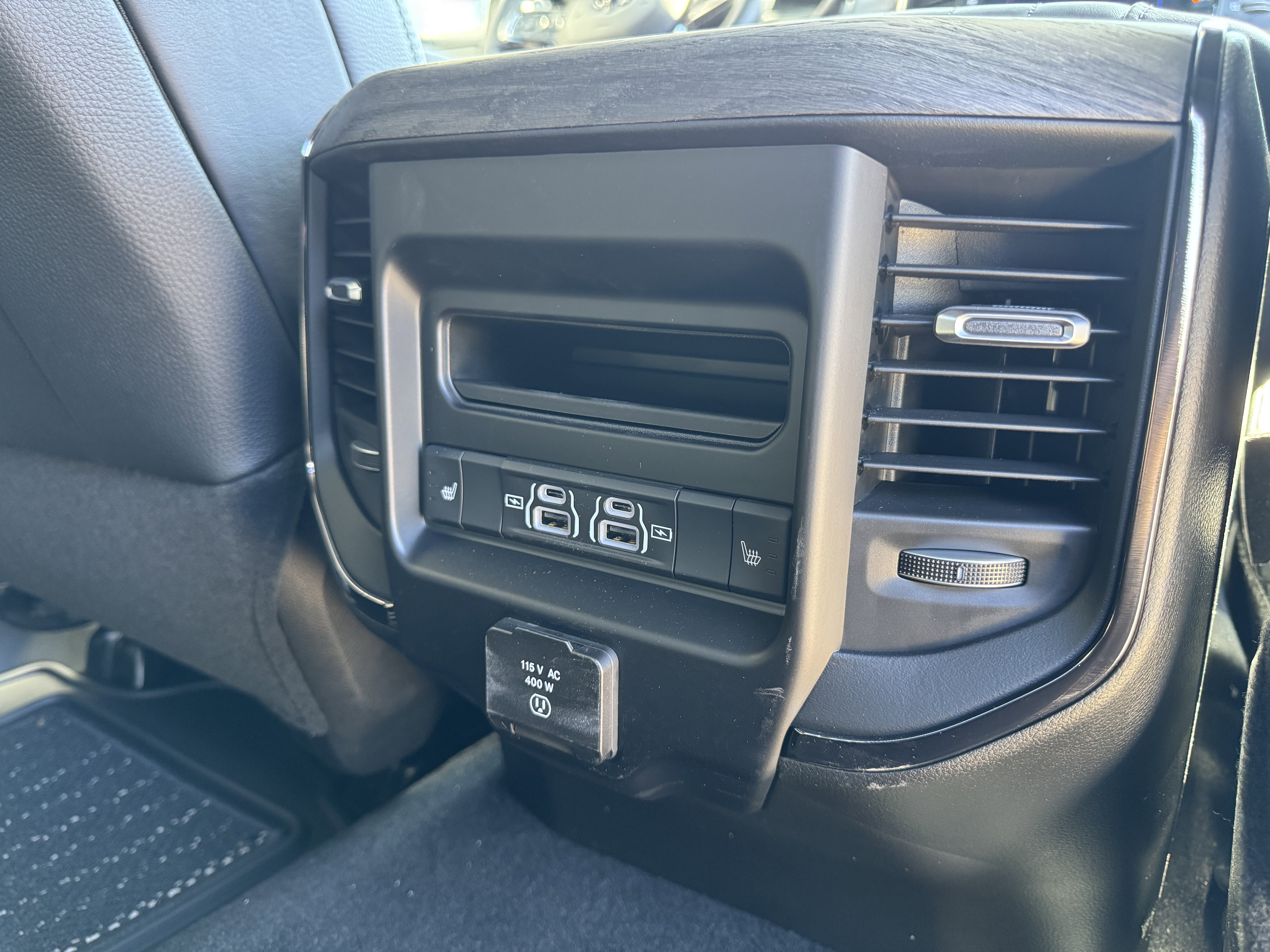 New 2026 RAM 2500 Limited image 31