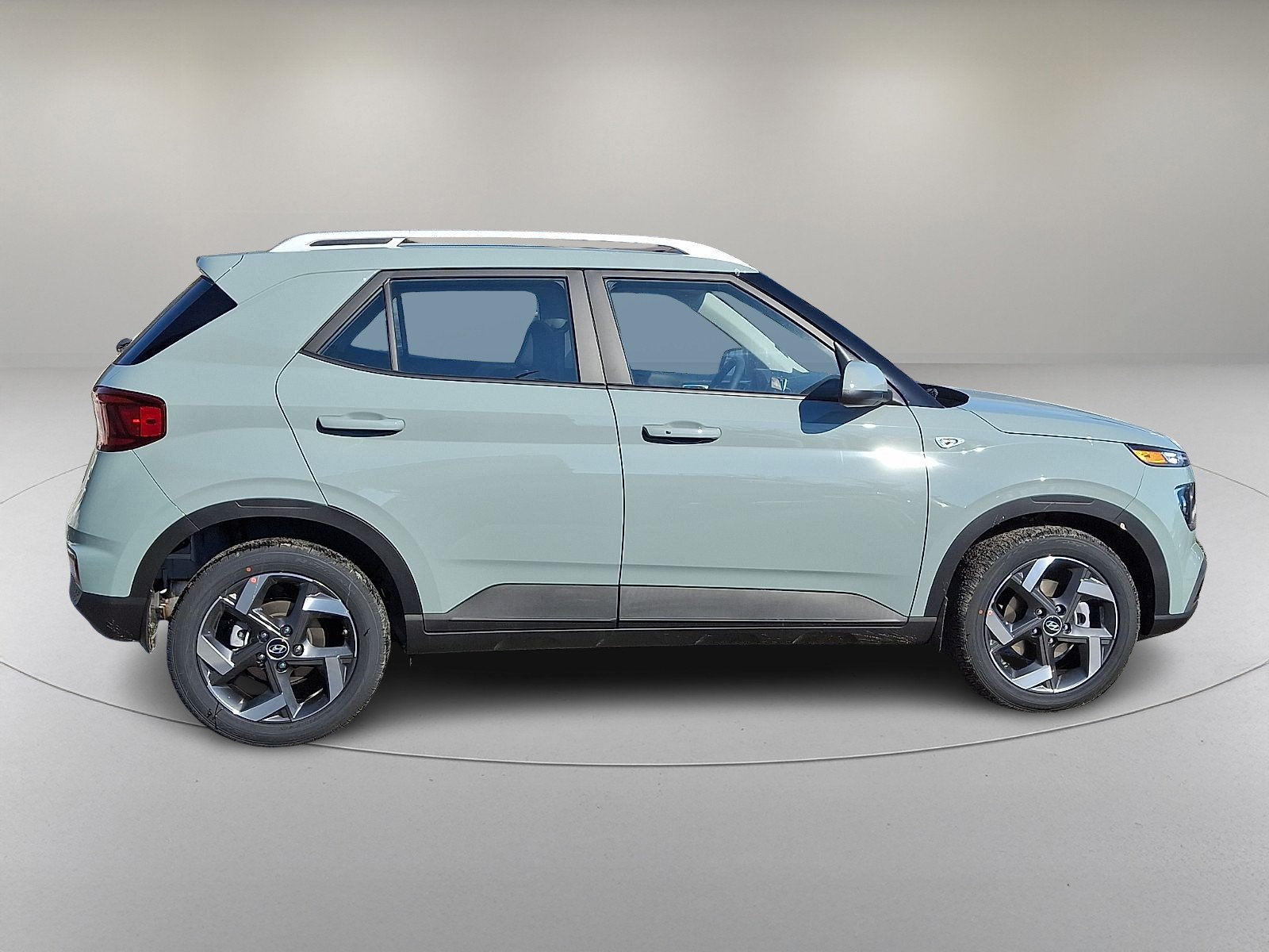 New 2026 Hyundai Venue SEL FWD image 8