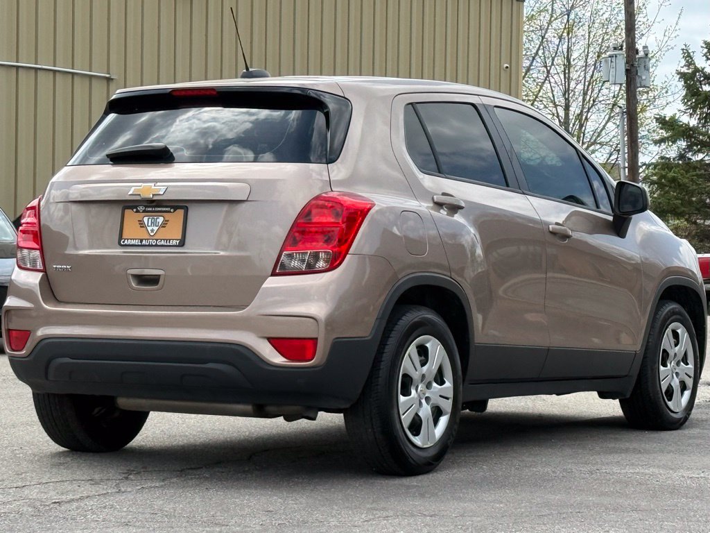 Used 2018 Chevrolet Trax LS FWD image 5