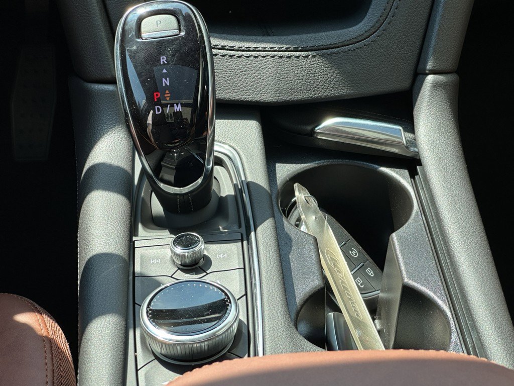 New 2025 Cadillac XT5 Premium Luxury image 12