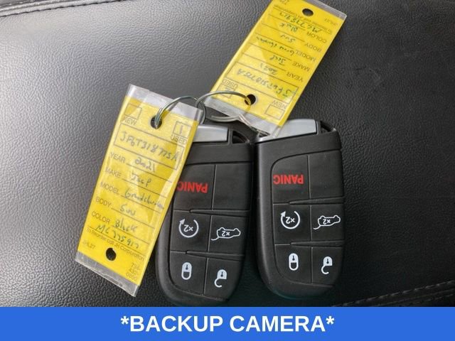 Used 2021 Jeep Grand Cherokee Limited w/ Premium Lighting Group AWD/4WD image 10