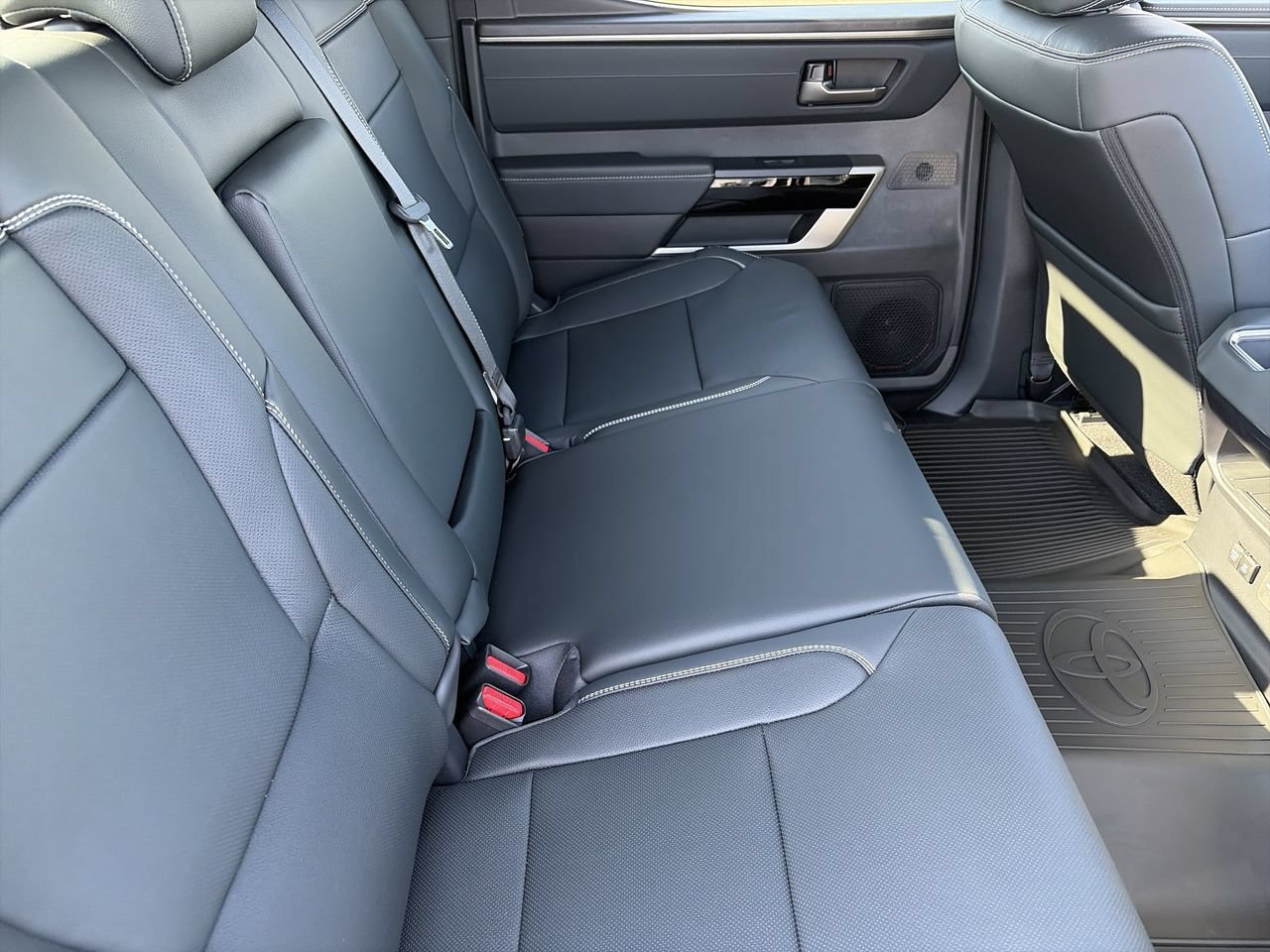 New 2026 Toyota Tundra Limited AWD/4WD image 22